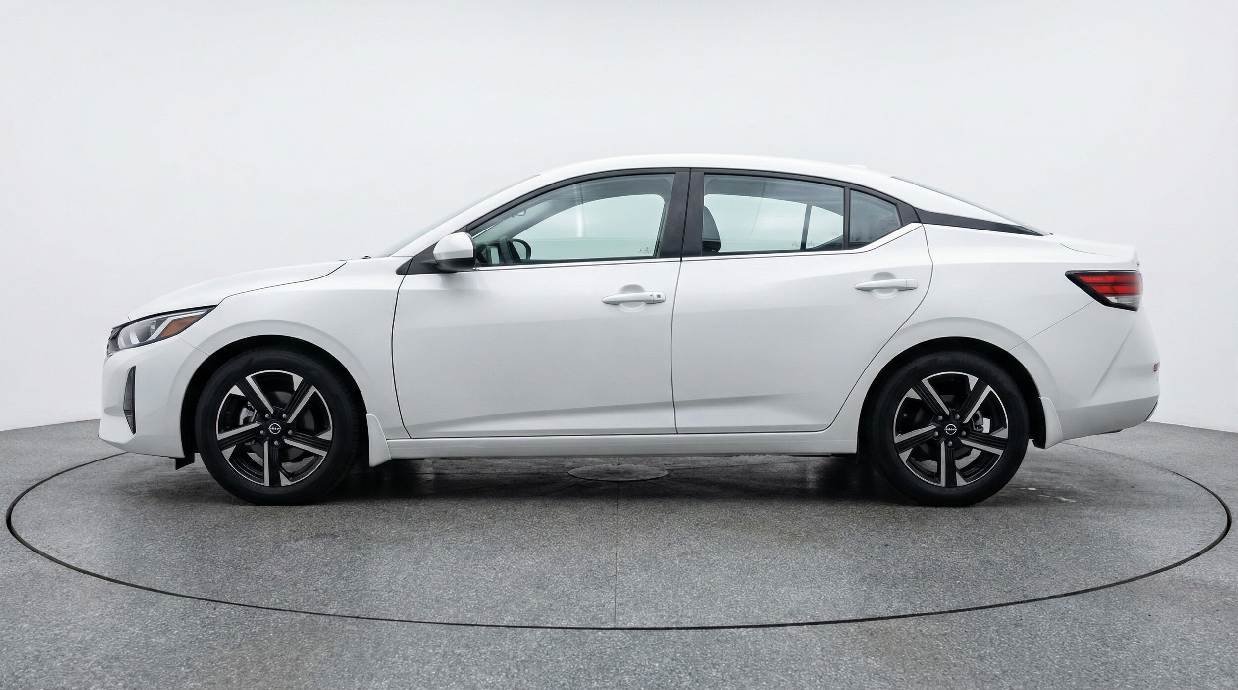 Thumbnail: 2025 Nissan Sentra - 4