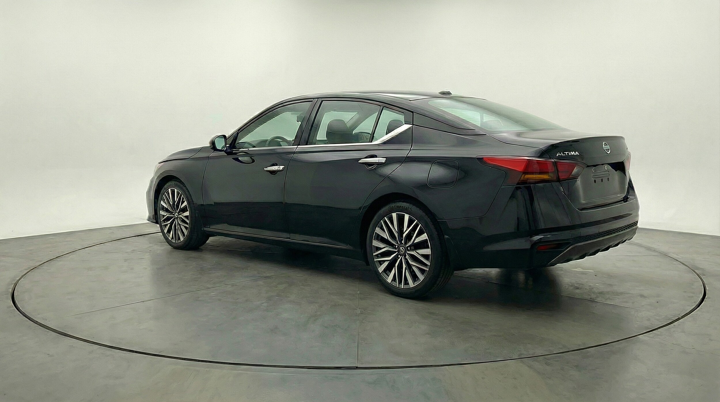 Thumbnail: 2025 Nissan Altima - 5