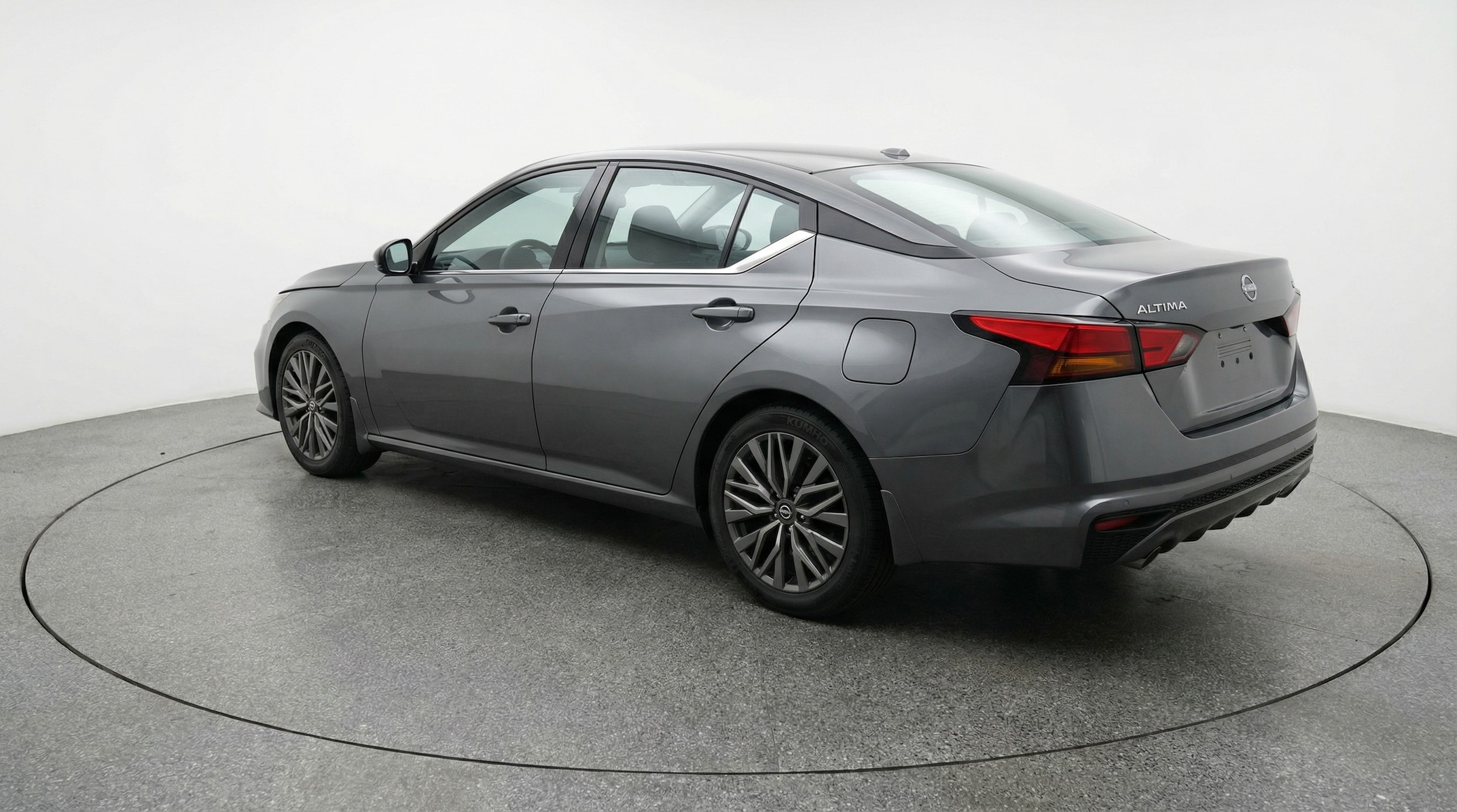 Thumbnail: 2025 Nissan Altima - 5