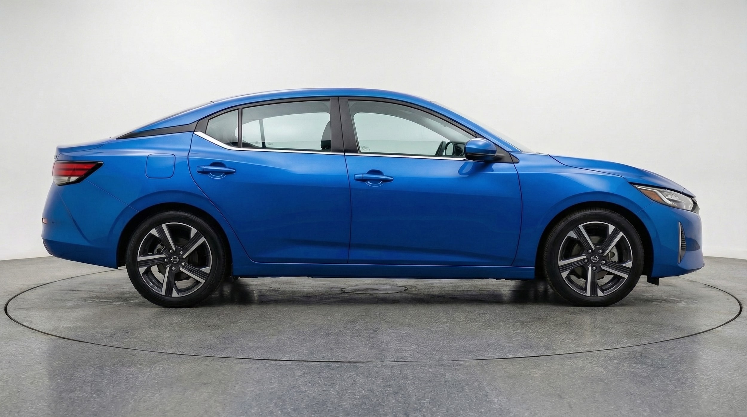 Thumbnail: 2025 Nissan Sentra - 8