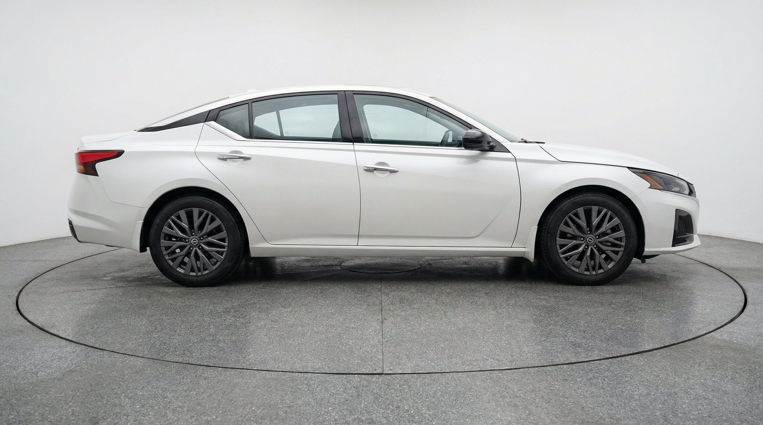 Thumbnail: 2025 Nissan Altima - 11