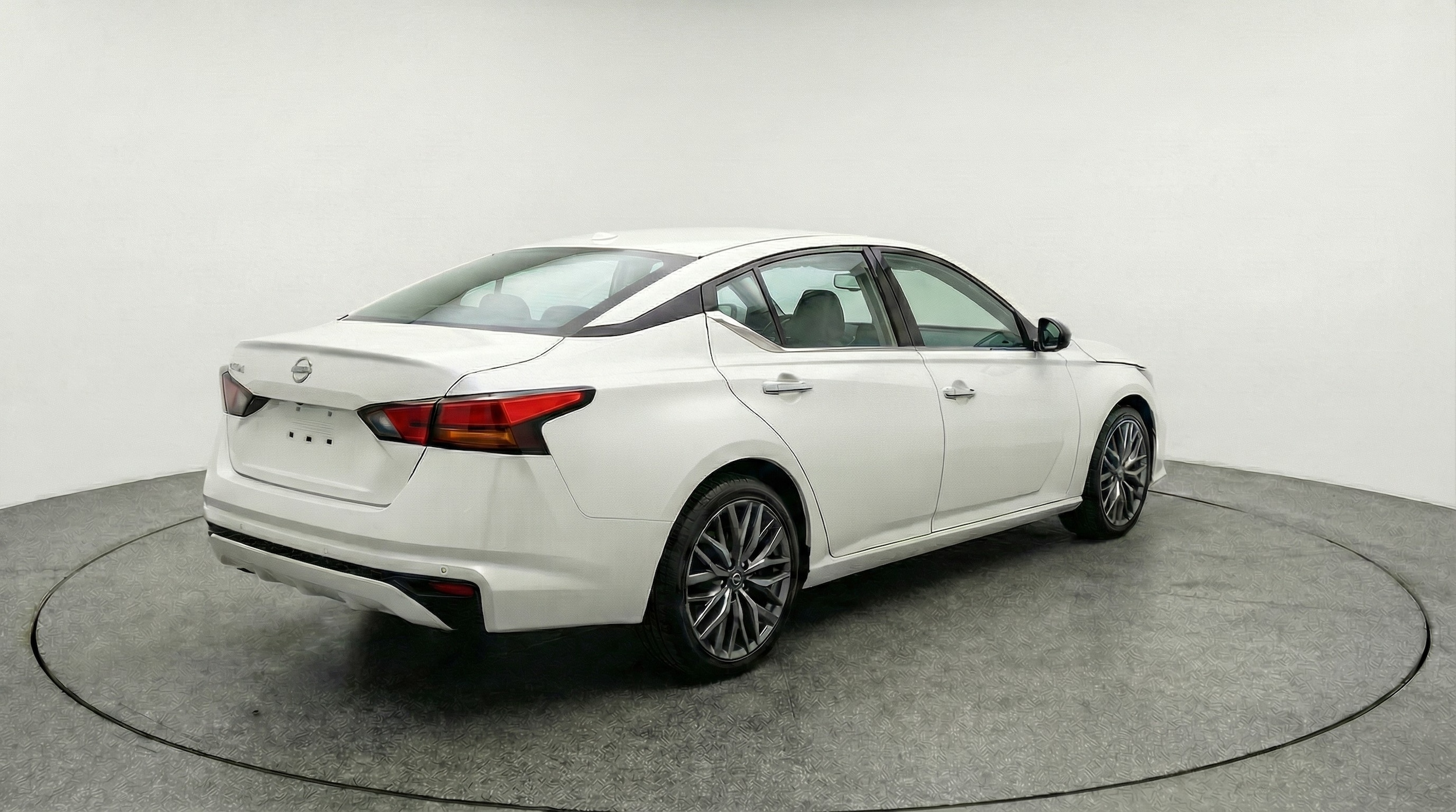 Thumbnail: 2025 Nissan Altima - 7