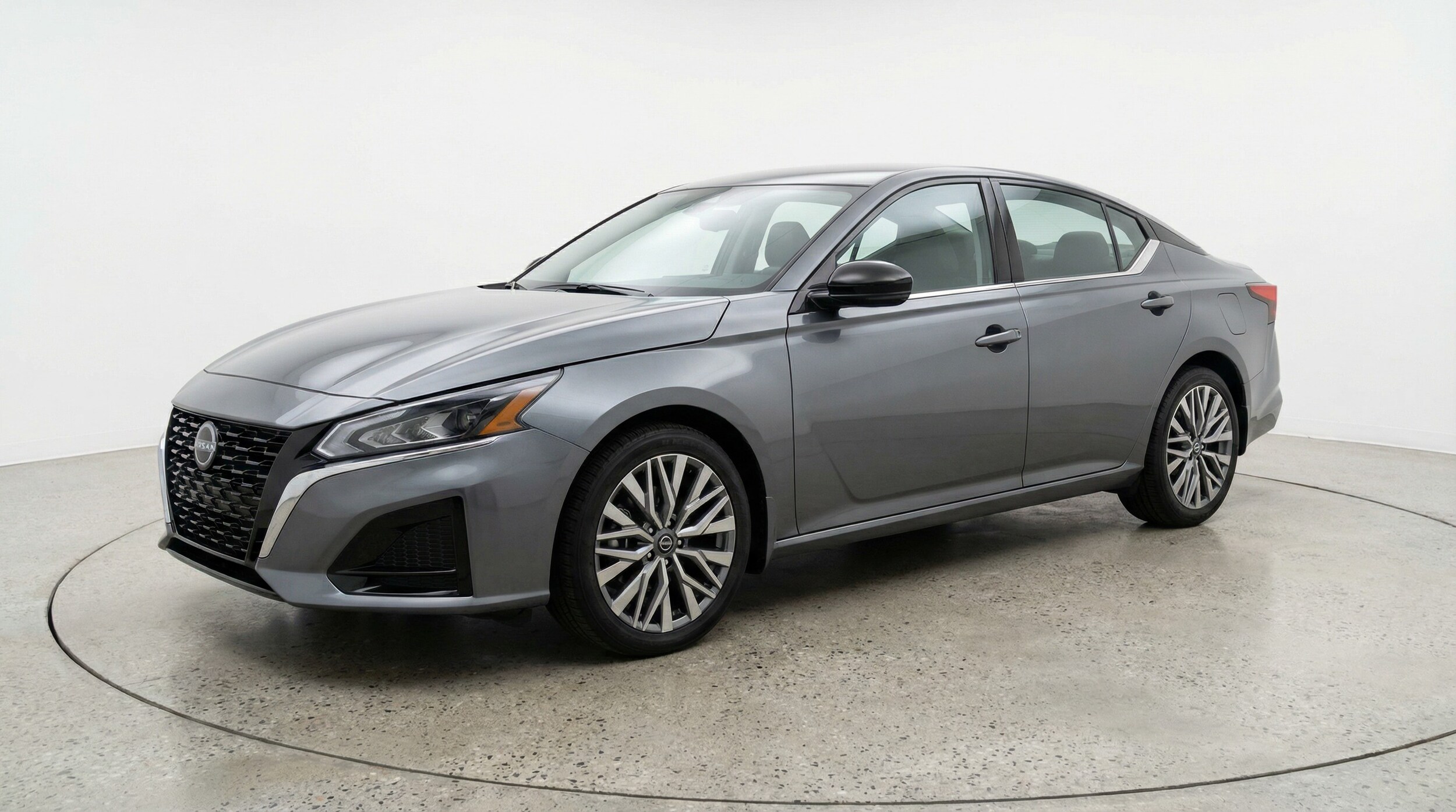 Thumbnail: 2025 Nissan Altima - 3