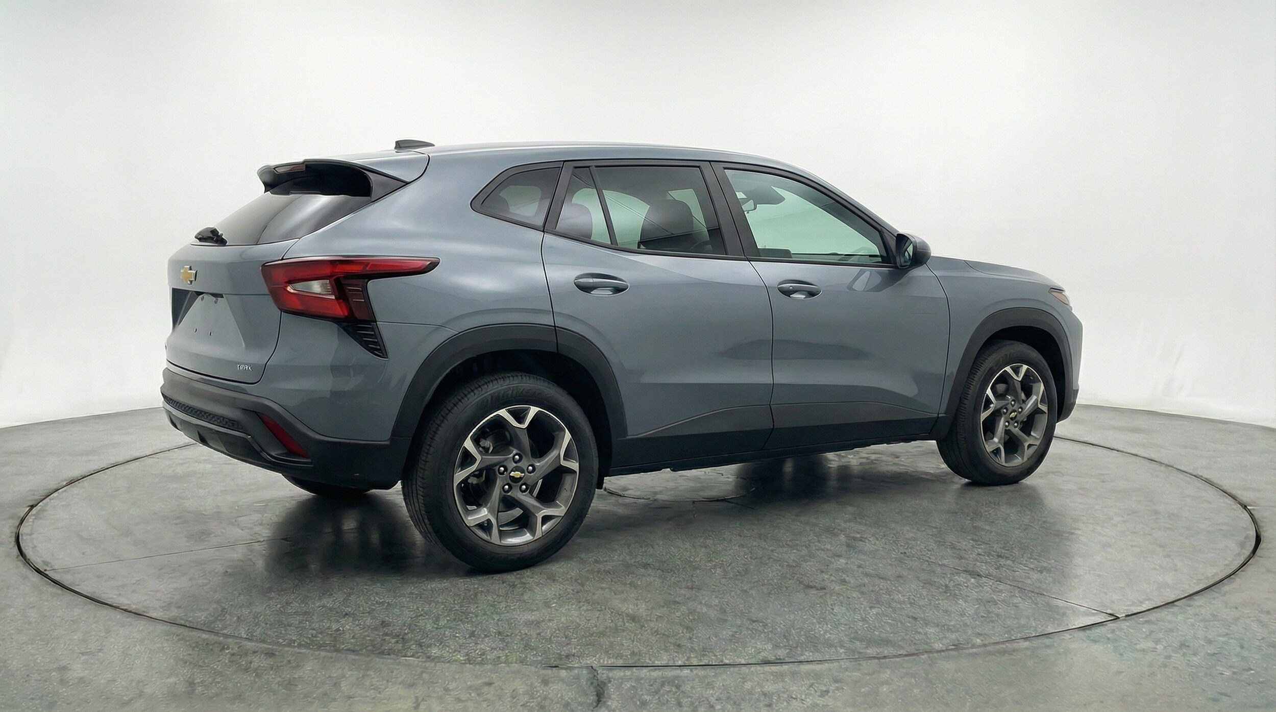 Thumbnail: 2025 Chevrolet Trax - 9