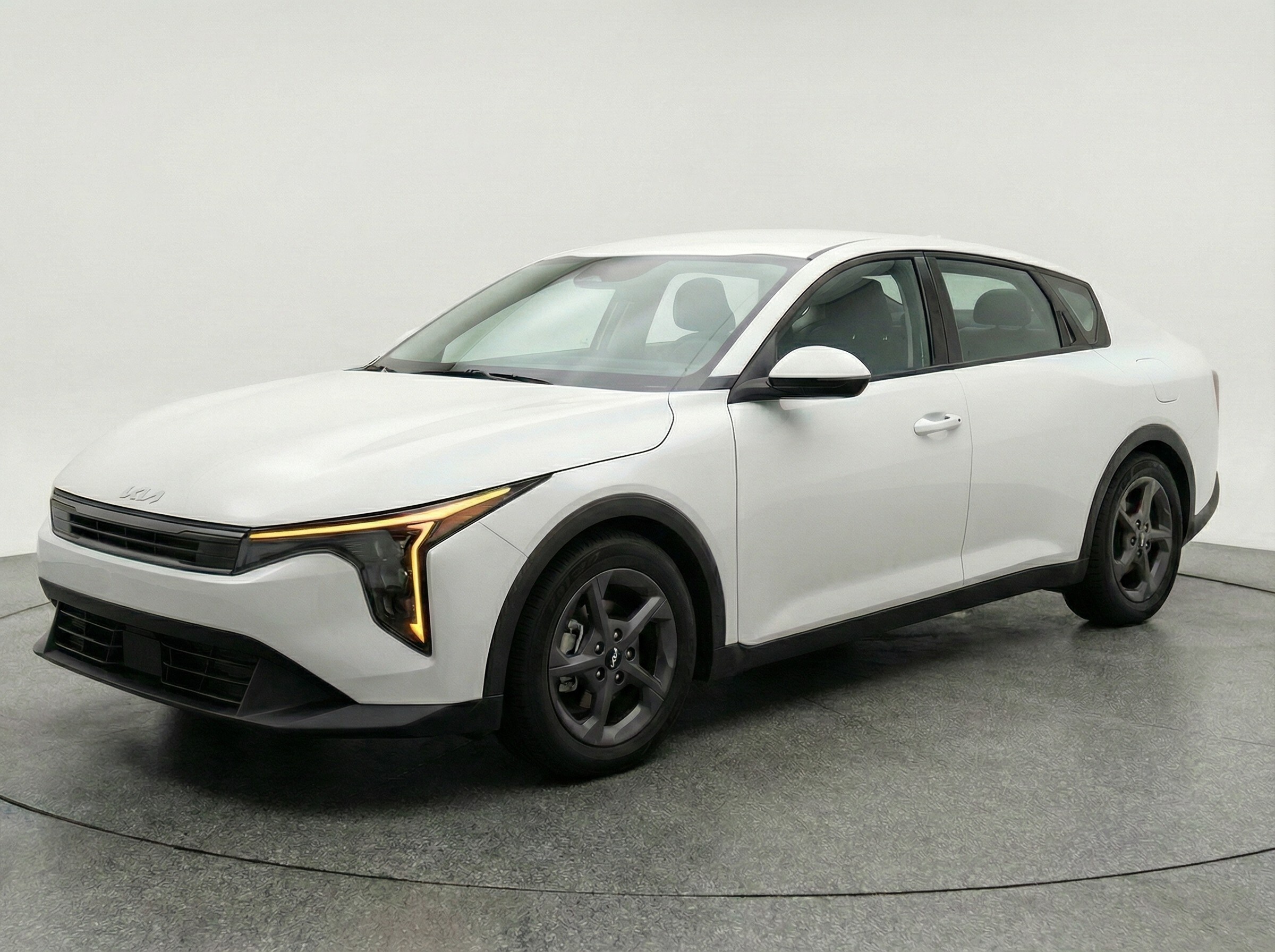 Thumbnail: 2025 Kia K4 - 3