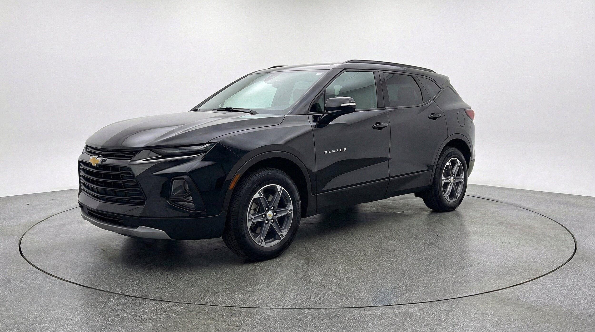 Thumbnail: 2025 Chevrolet Blazer - 3