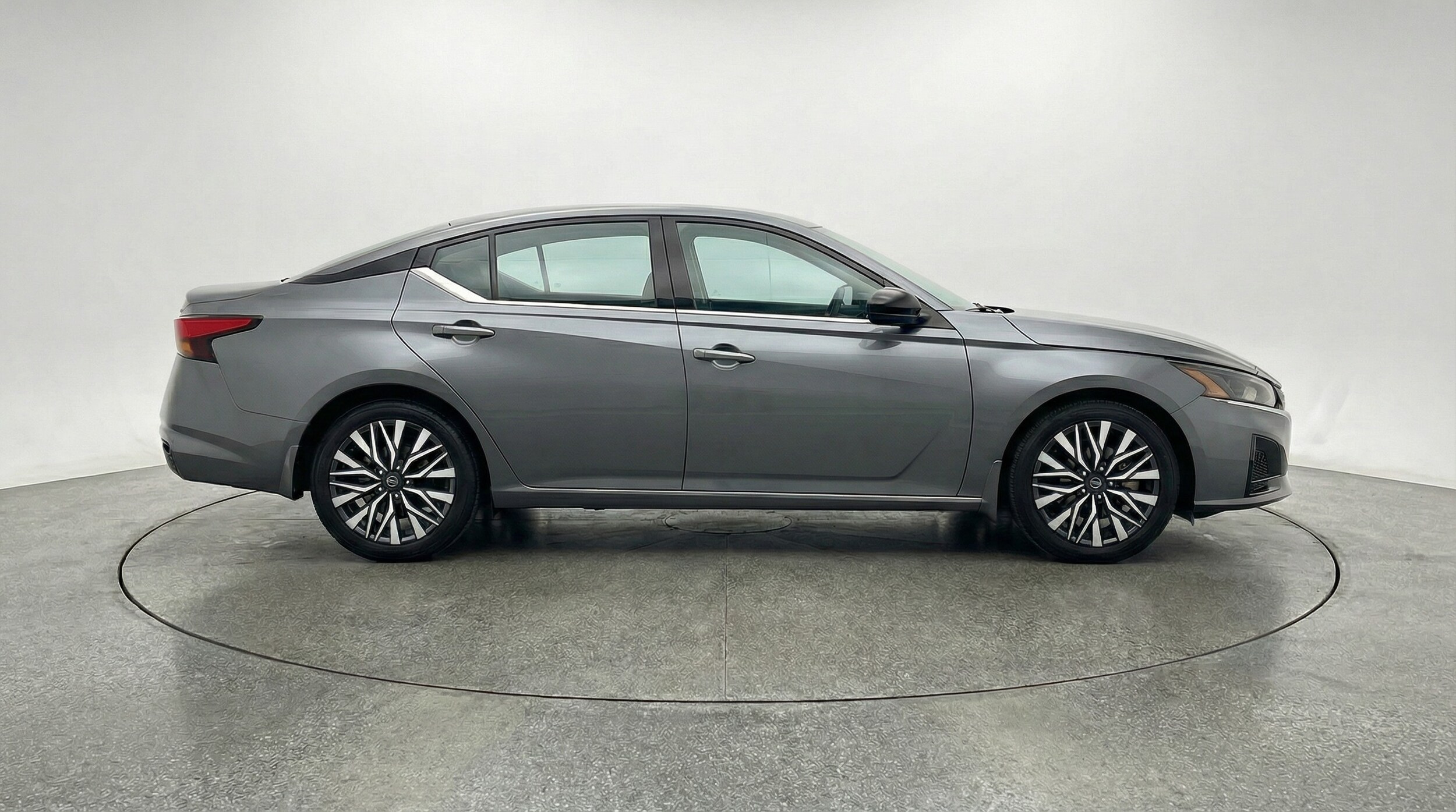 Thumbnail: 2025 Nissan Altima - 8