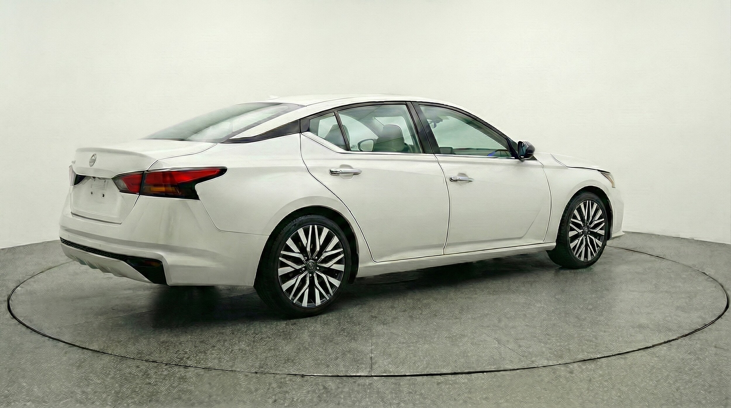 Thumbnail: 2025 Nissan Altima - 7