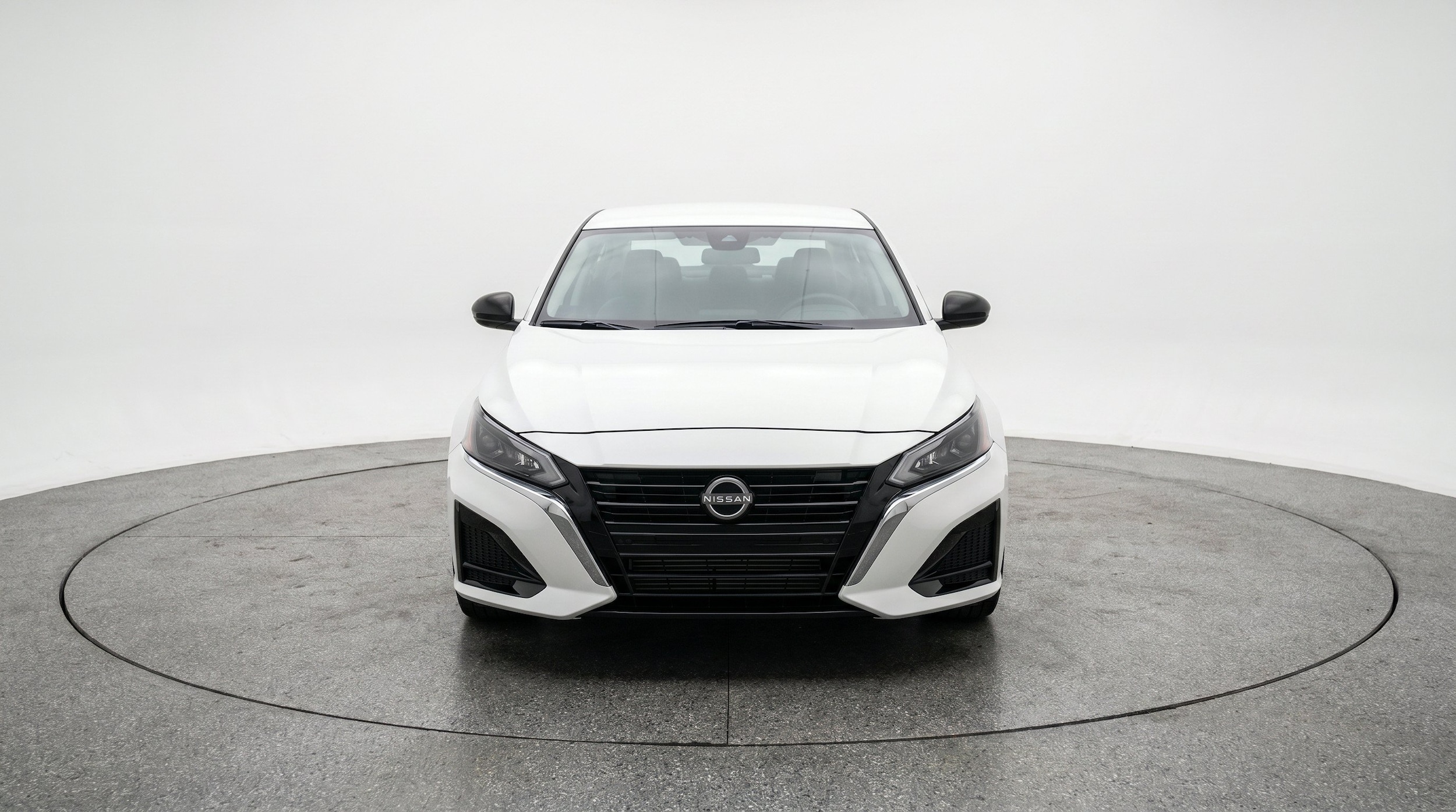 Thumbnail: 2025 Nissan Altima - 2