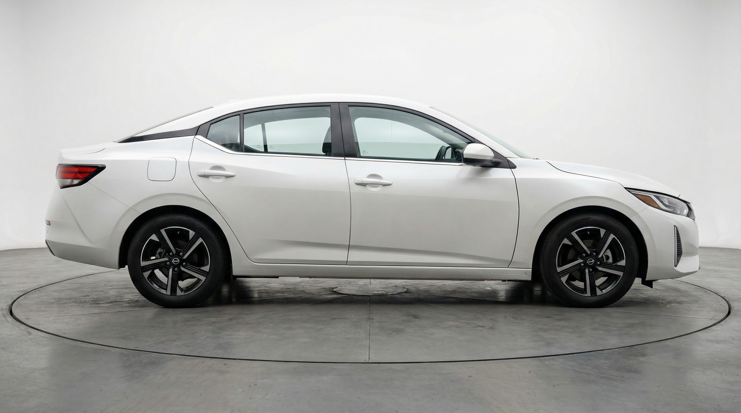 Thumbnail: 2025 Nissan Sentra - 8