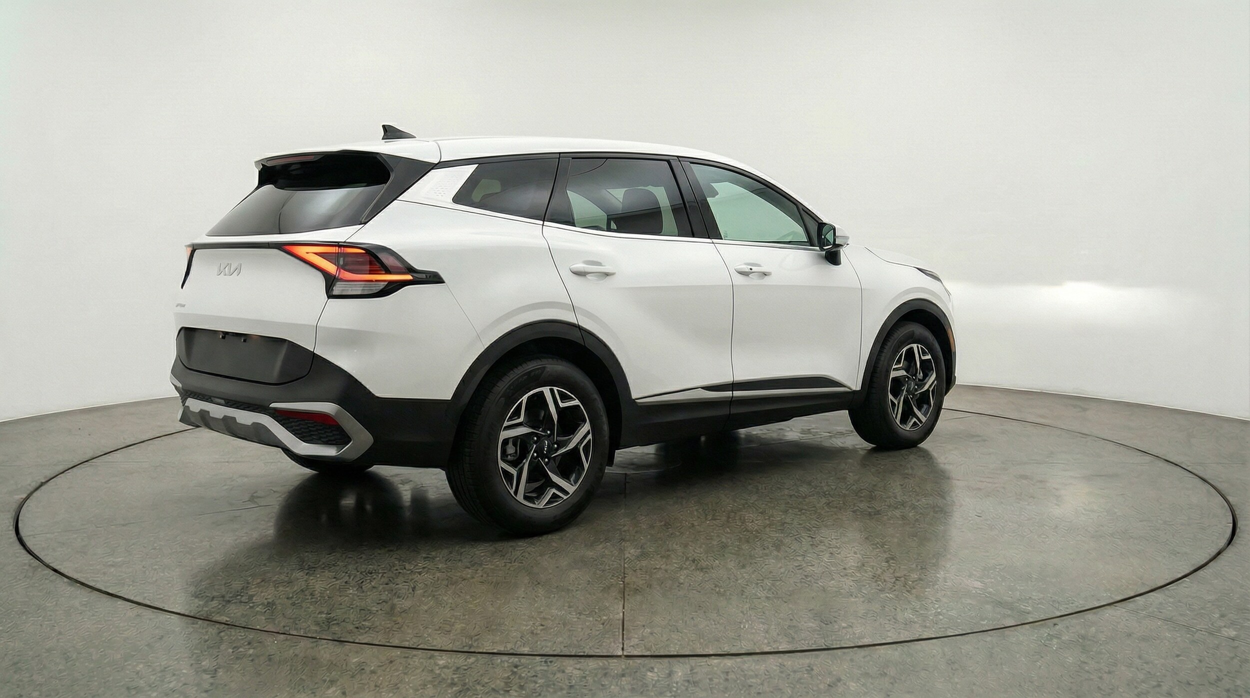 Thumbnail: 2025 Kia Sportage - 7