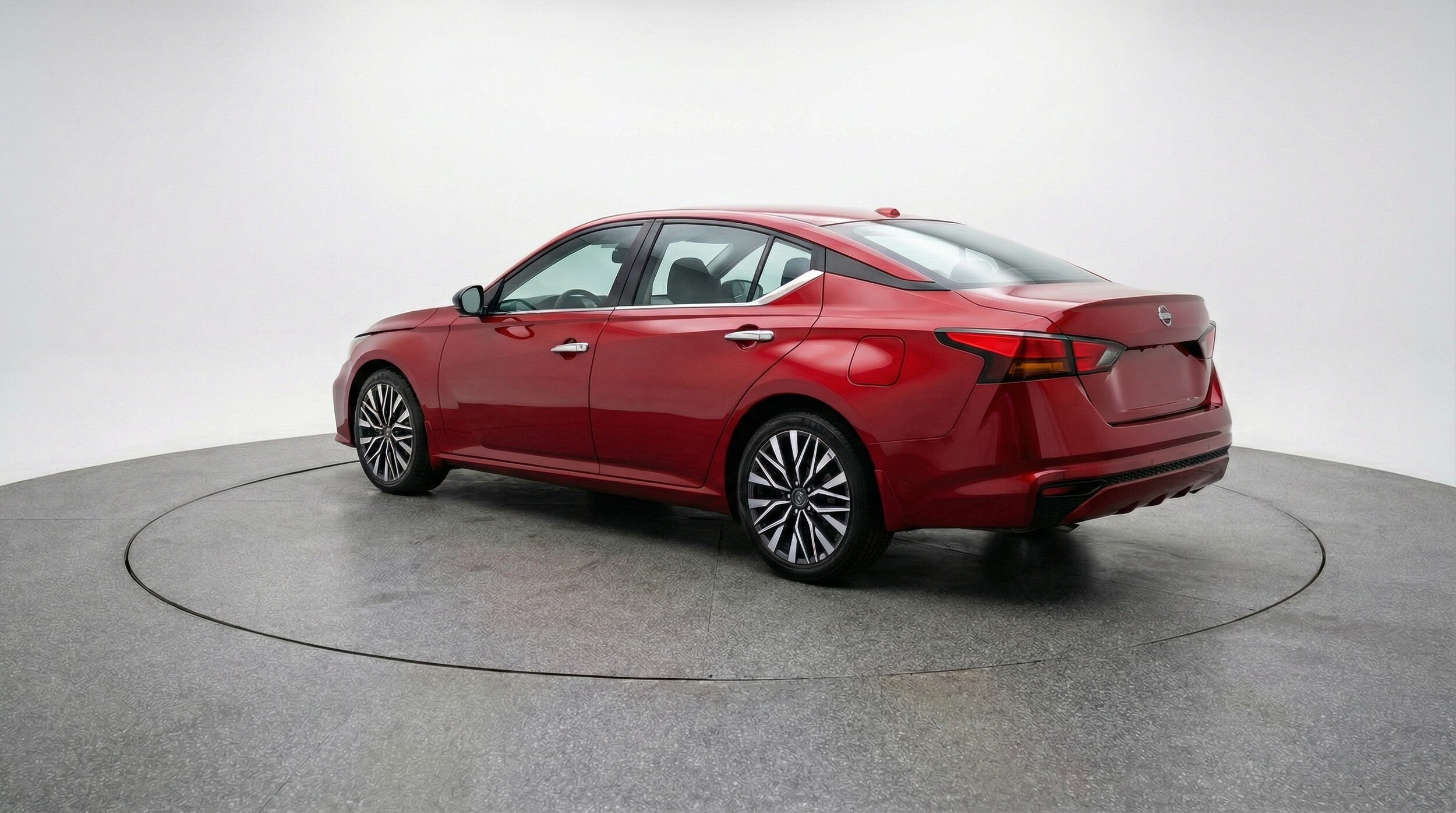 Thumbnail: 2025 Nissan Altima - 5