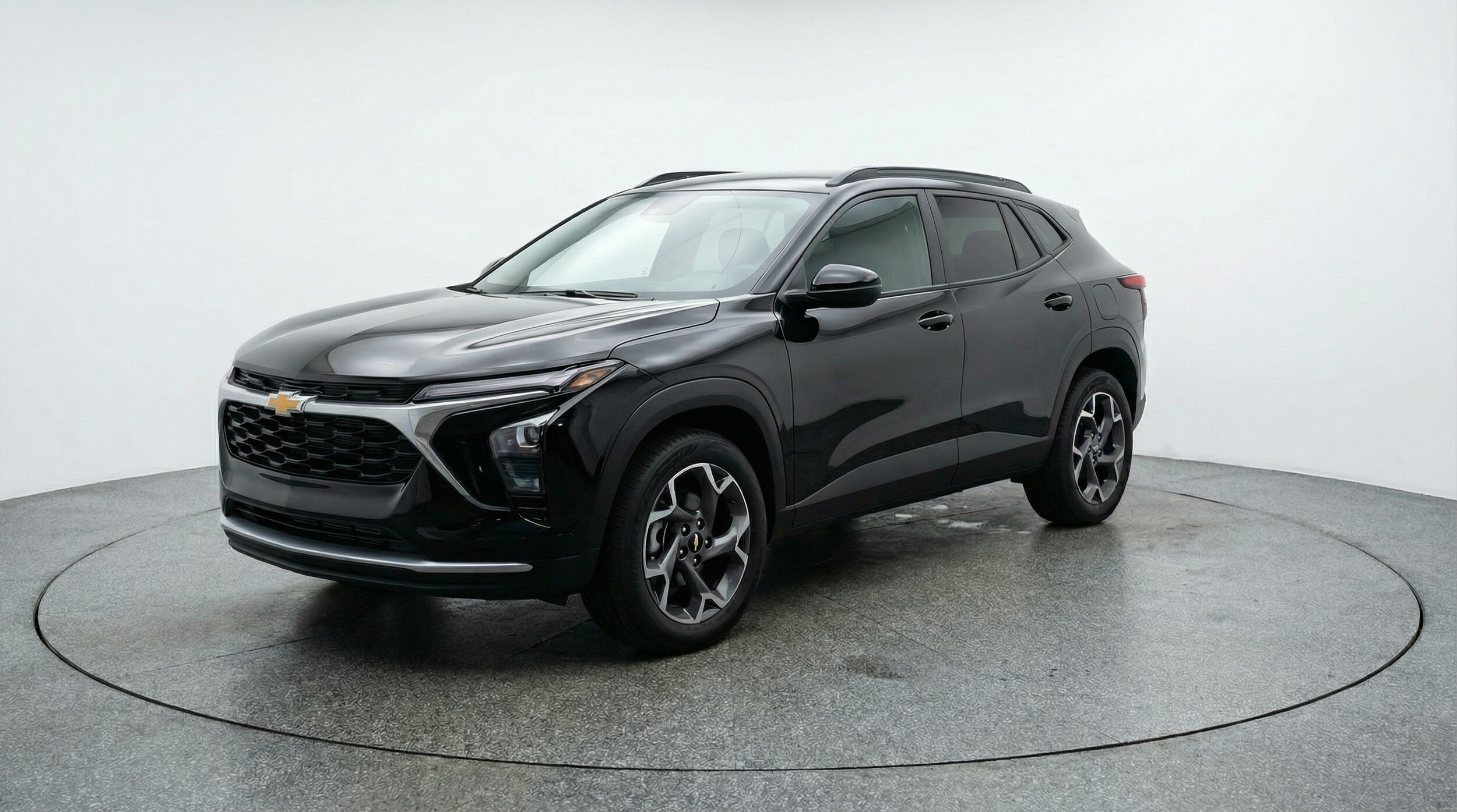 Thumbnail: 2025 Chevrolet Trax - 3