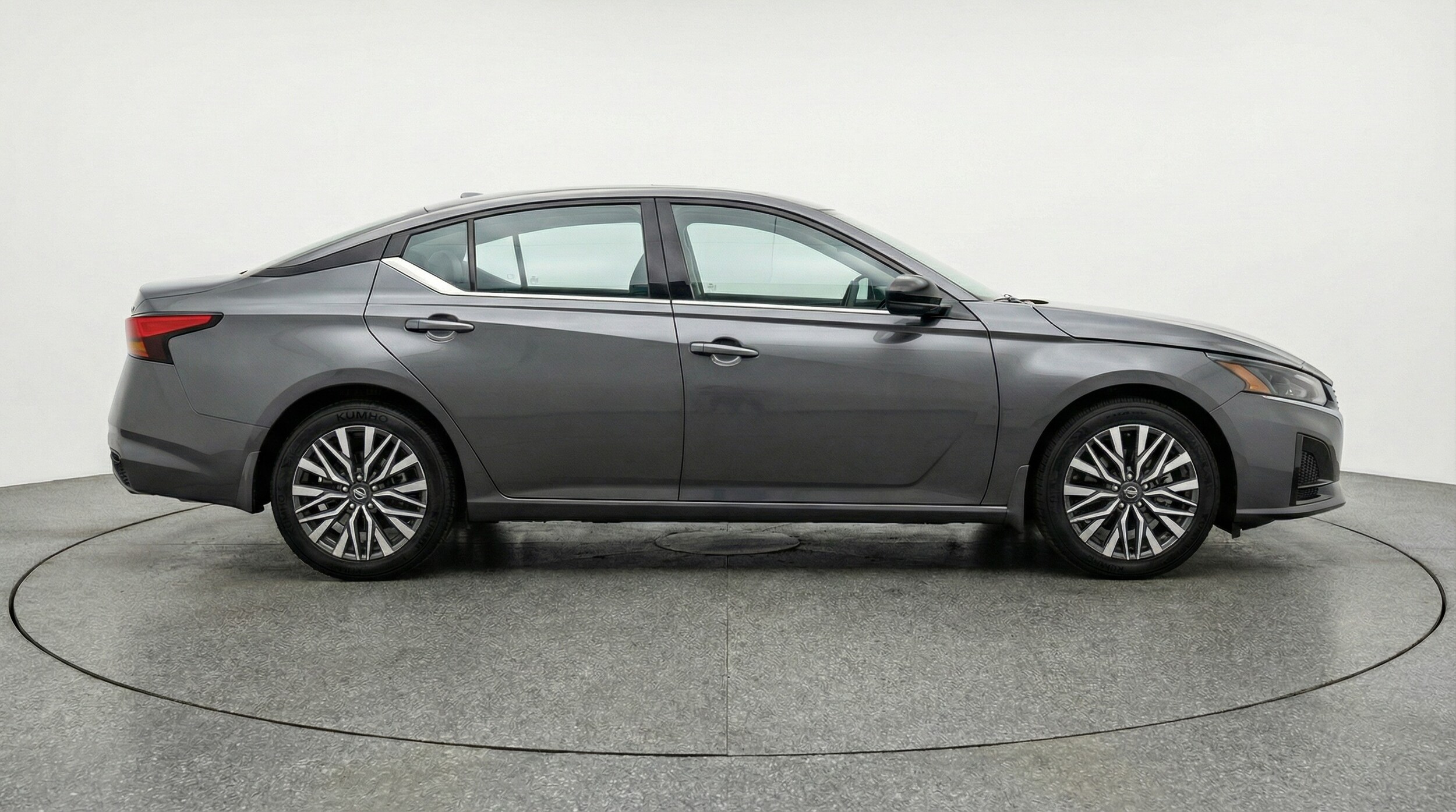 Thumbnail: 2025 Nissan Altima - 8
