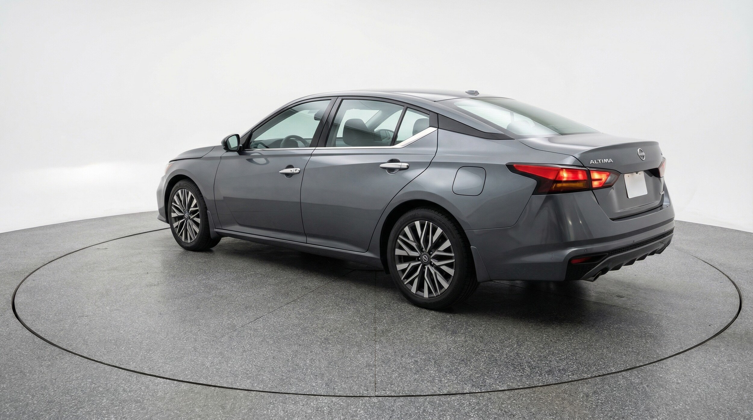 Thumbnail: 2025 Nissan Altima - 7