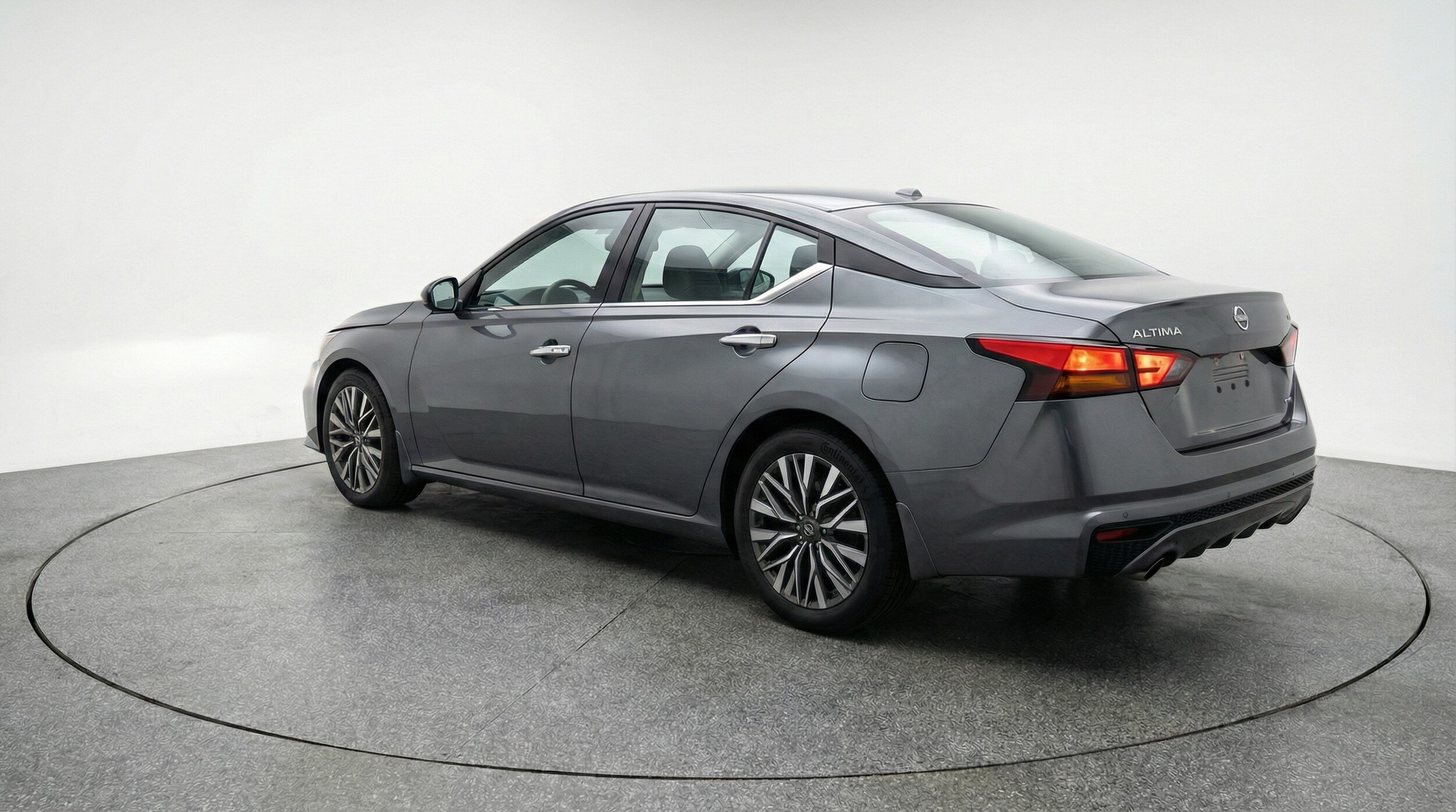 Thumbnail: 2025 Nissan Altima - 5