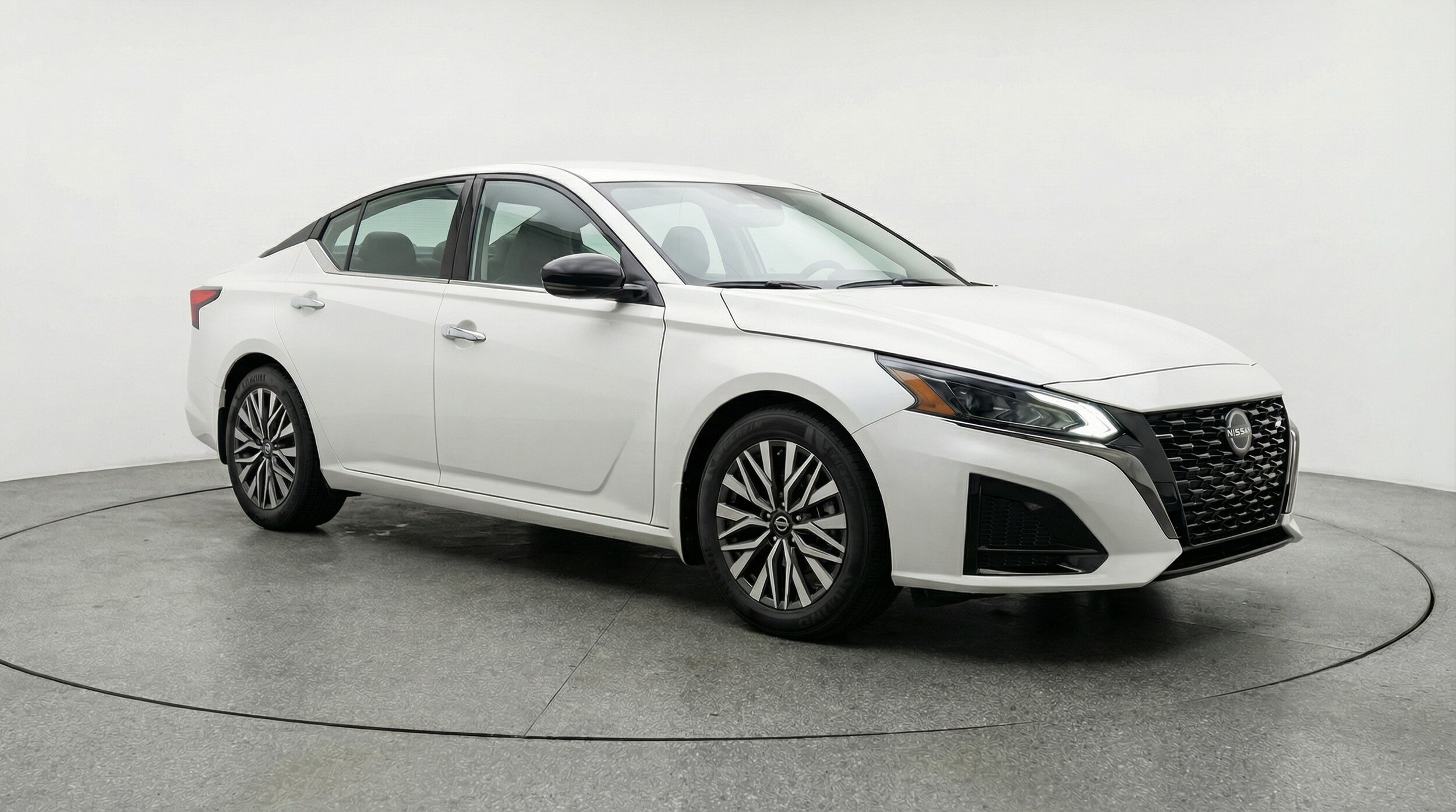 Thumbnail: 2025 Nissan Altima - 1