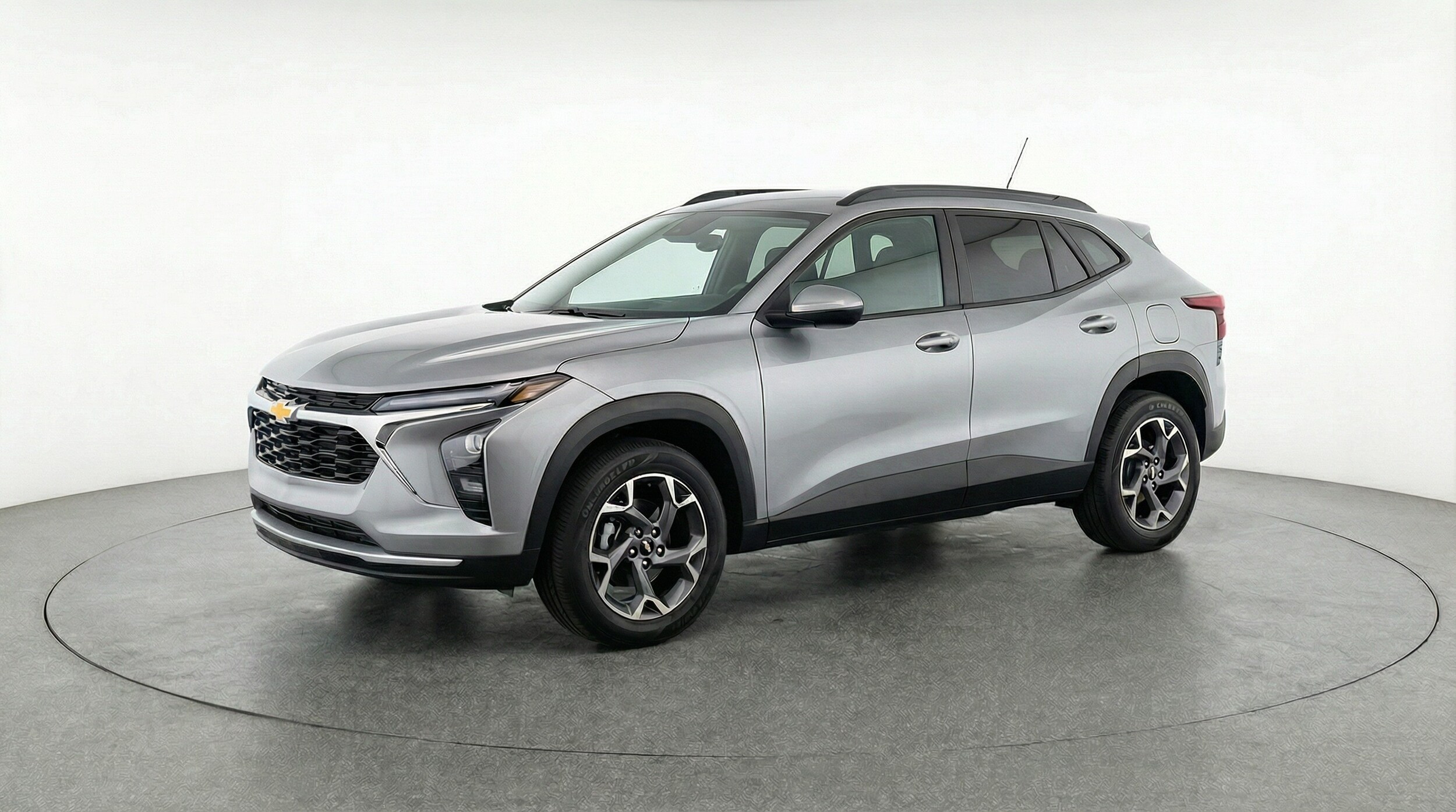 Thumbnail: 2025 Chevrolet Trax - 3