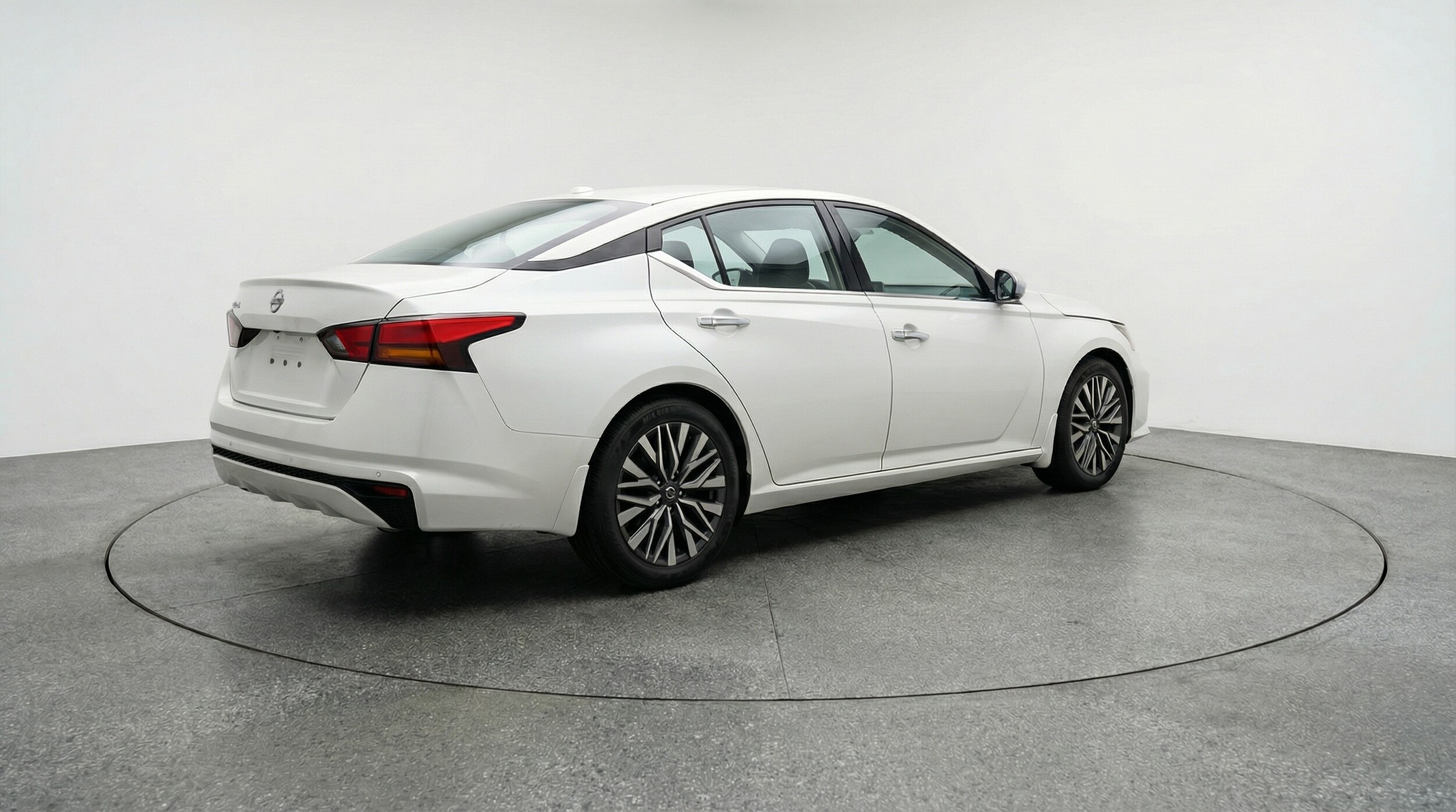 Thumbnail: 2025 Nissan Altima - 7