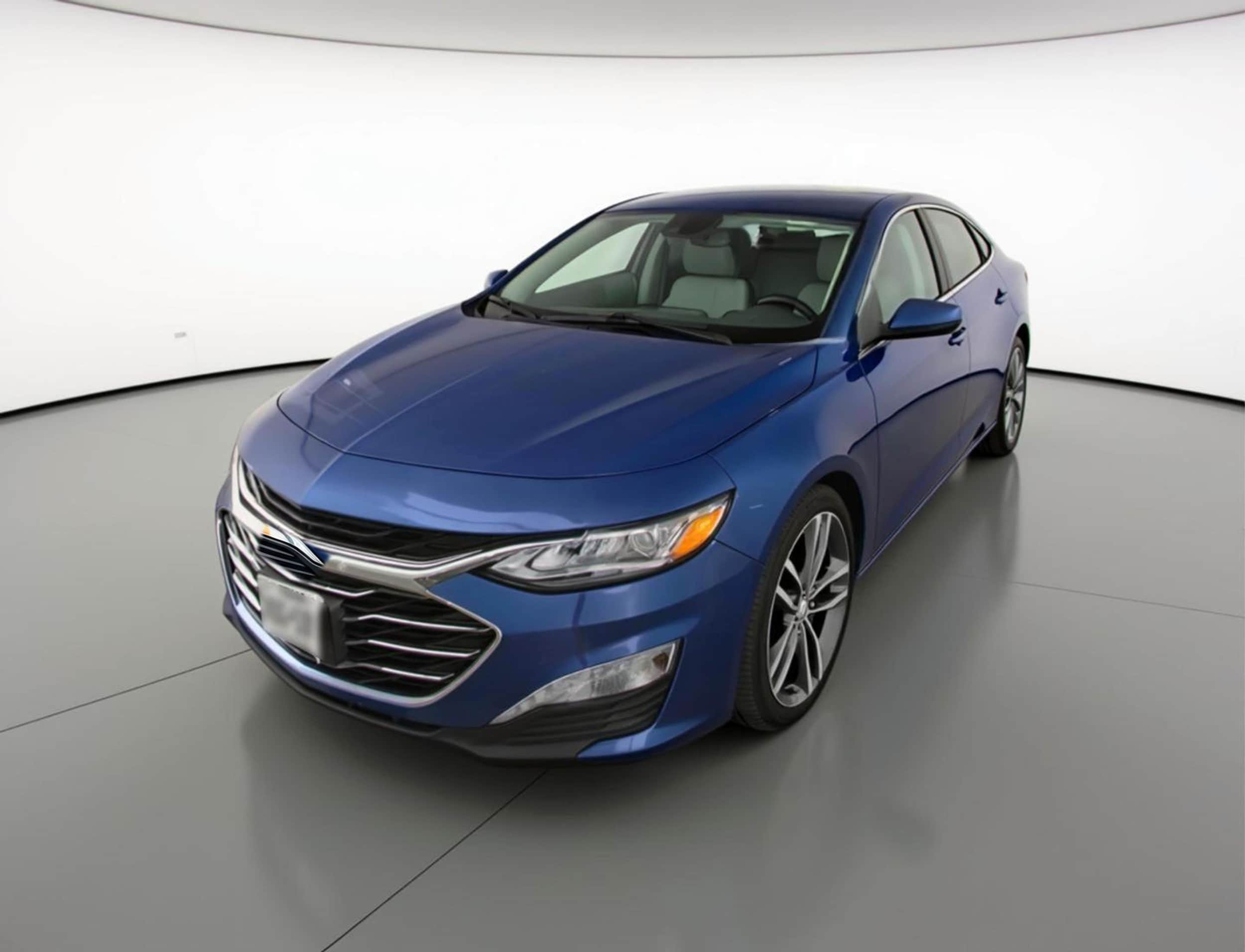 Thumbnail: 2024 Chevrolet Malibu - 3