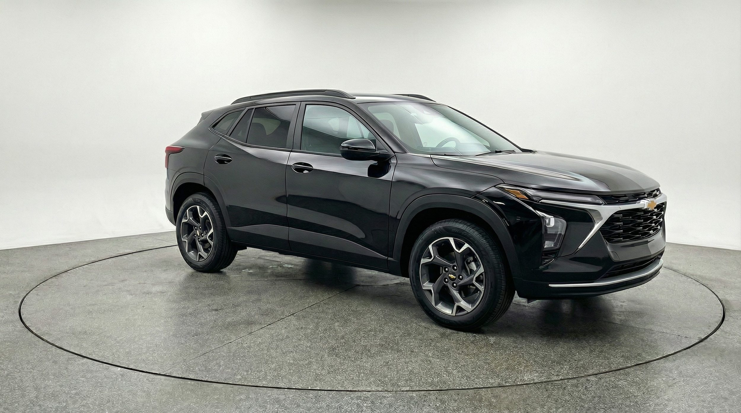 Thumbnail: 2025 Chevrolet Trax - 1