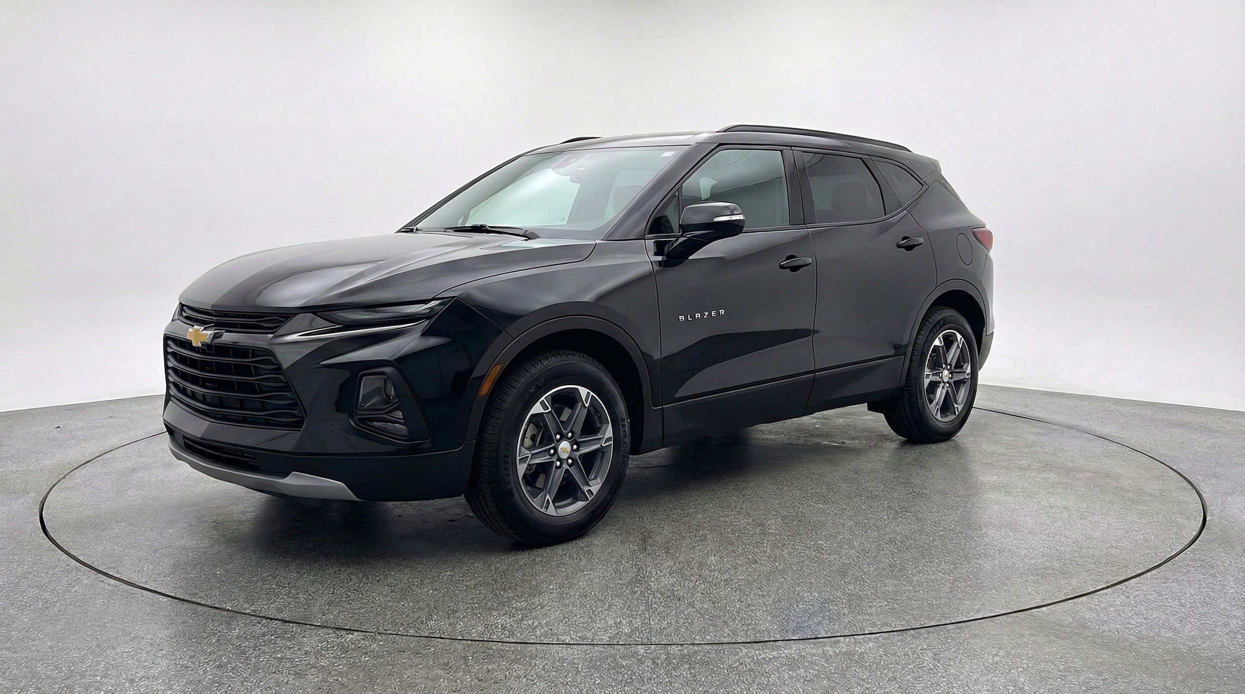 Thumbnail: 2025 Chevrolet Blazer - 3