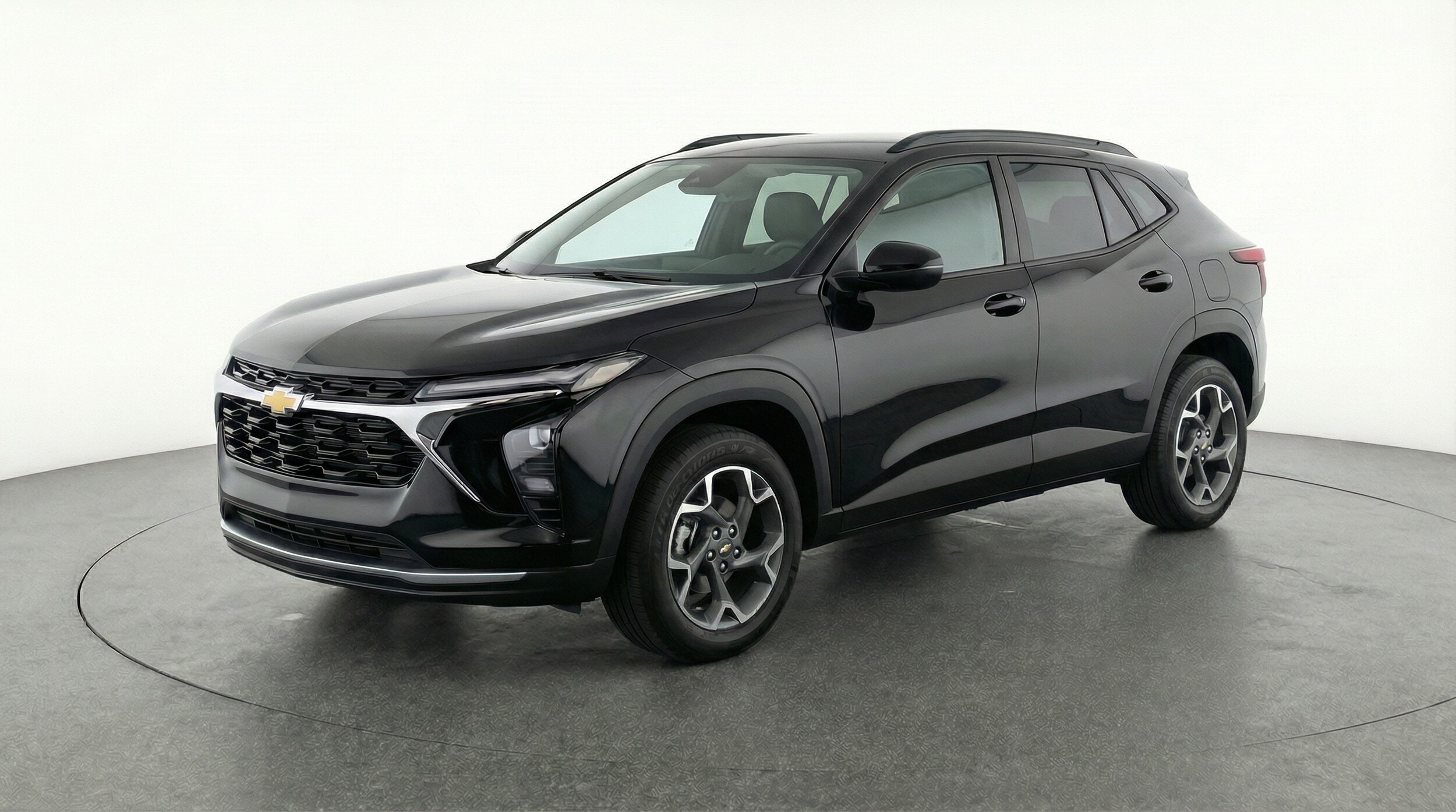 Thumbnail: 2025 Chevrolet Trax - 3