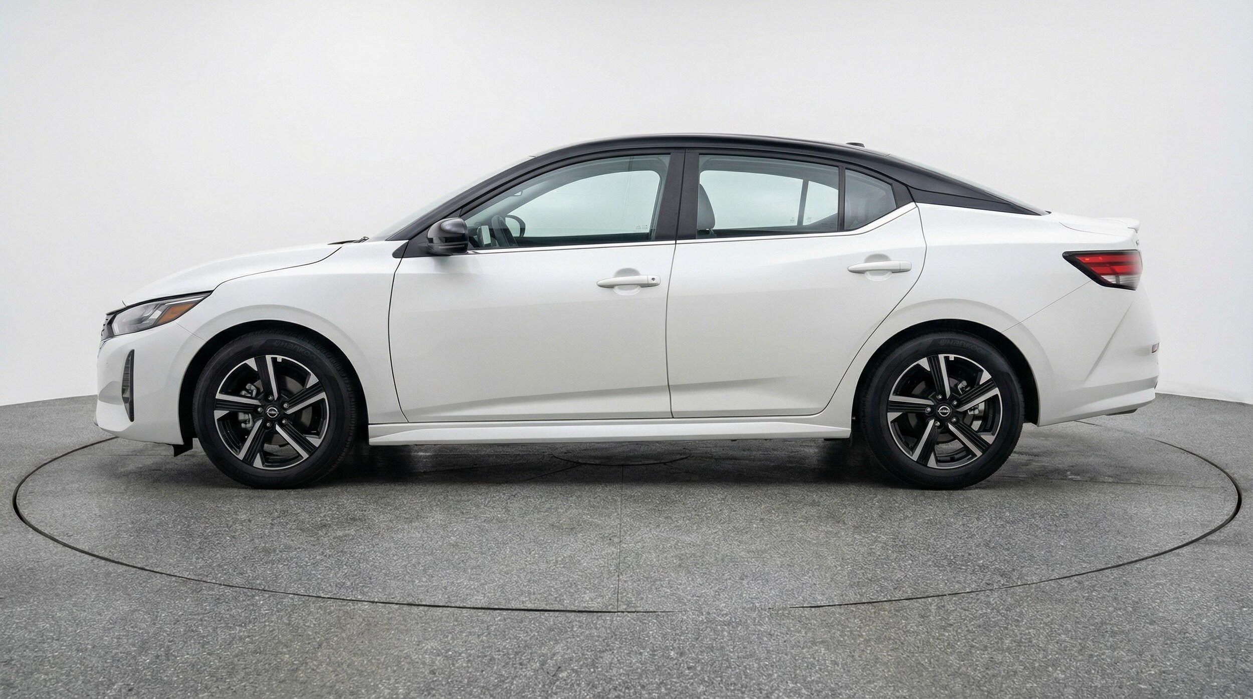 Thumbnail: 2025 Nissan Sentra - 4
