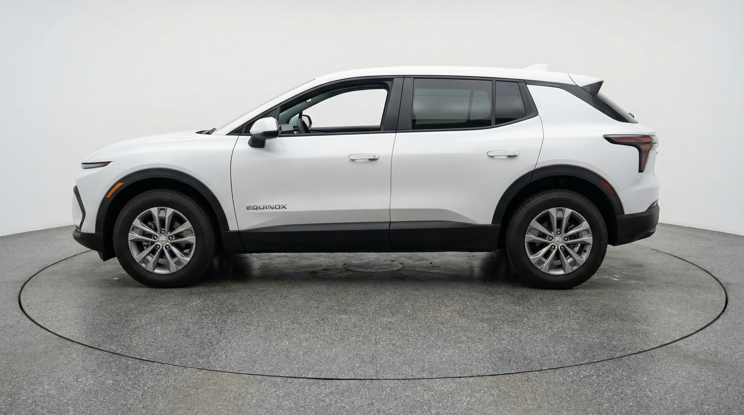 Thumbnail: 2025 Chevrolet Equinox - 4