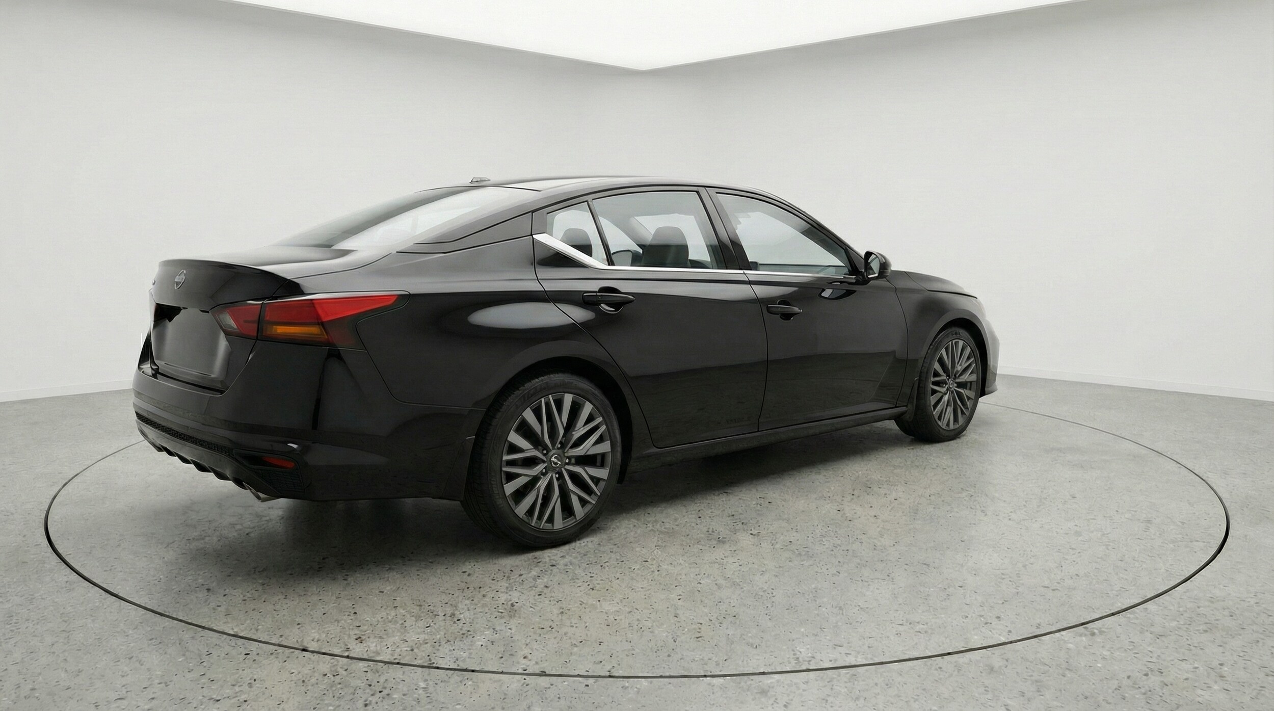 Thumbnail: 2025 Nissan Altima - 7