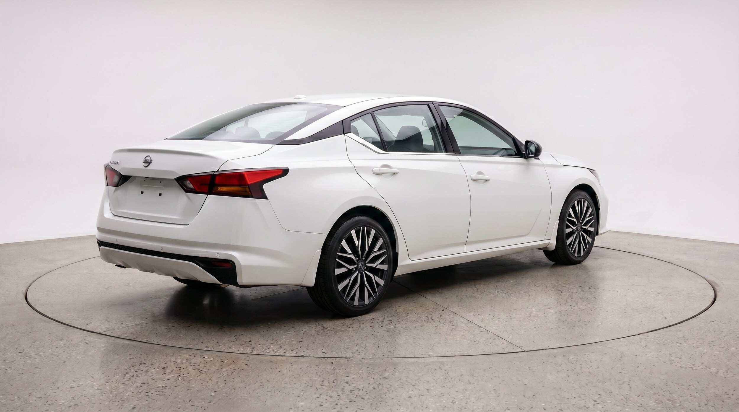 Thumbnail: 2025 Nissan Altima - 9
