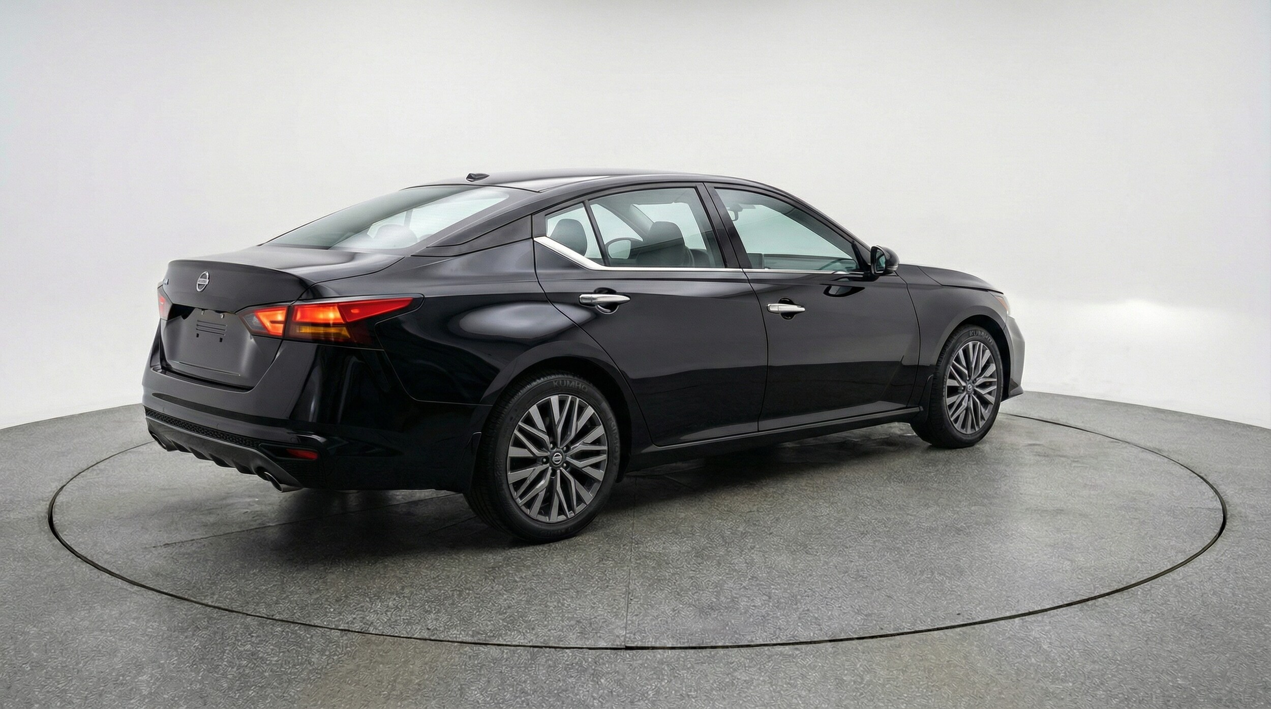 Thumbnail: 2025 Nissan Altima - 7