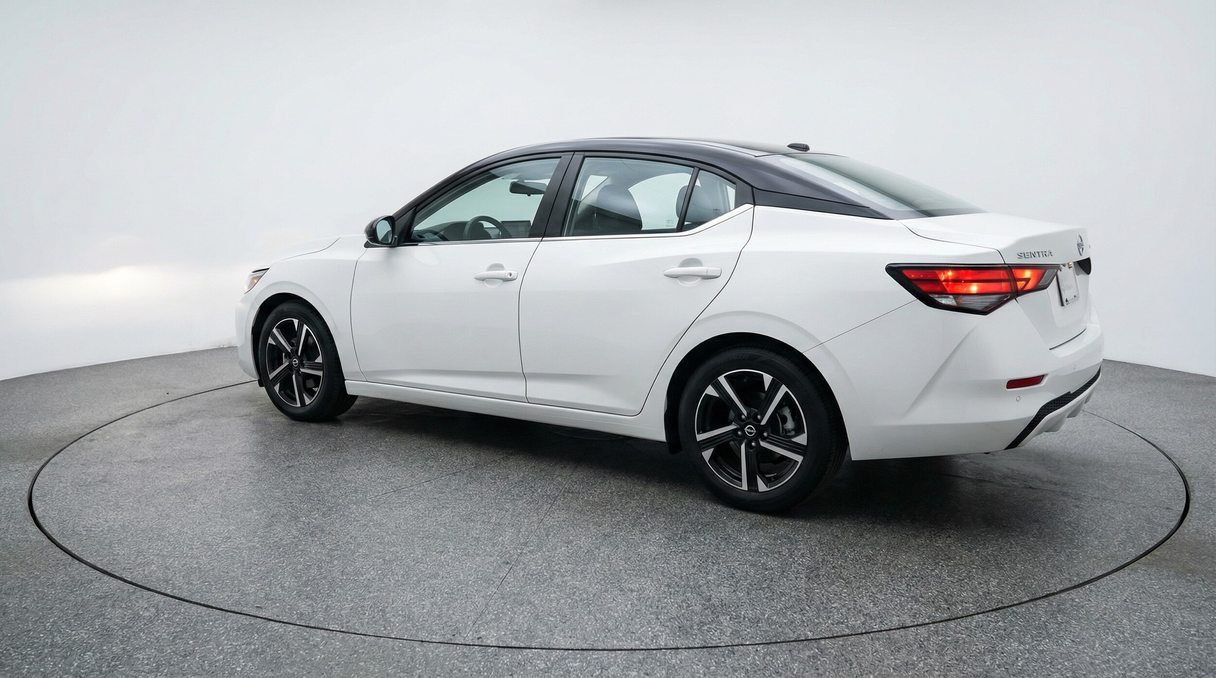 Thumbnail: 2025 Nissan Sentra - 5