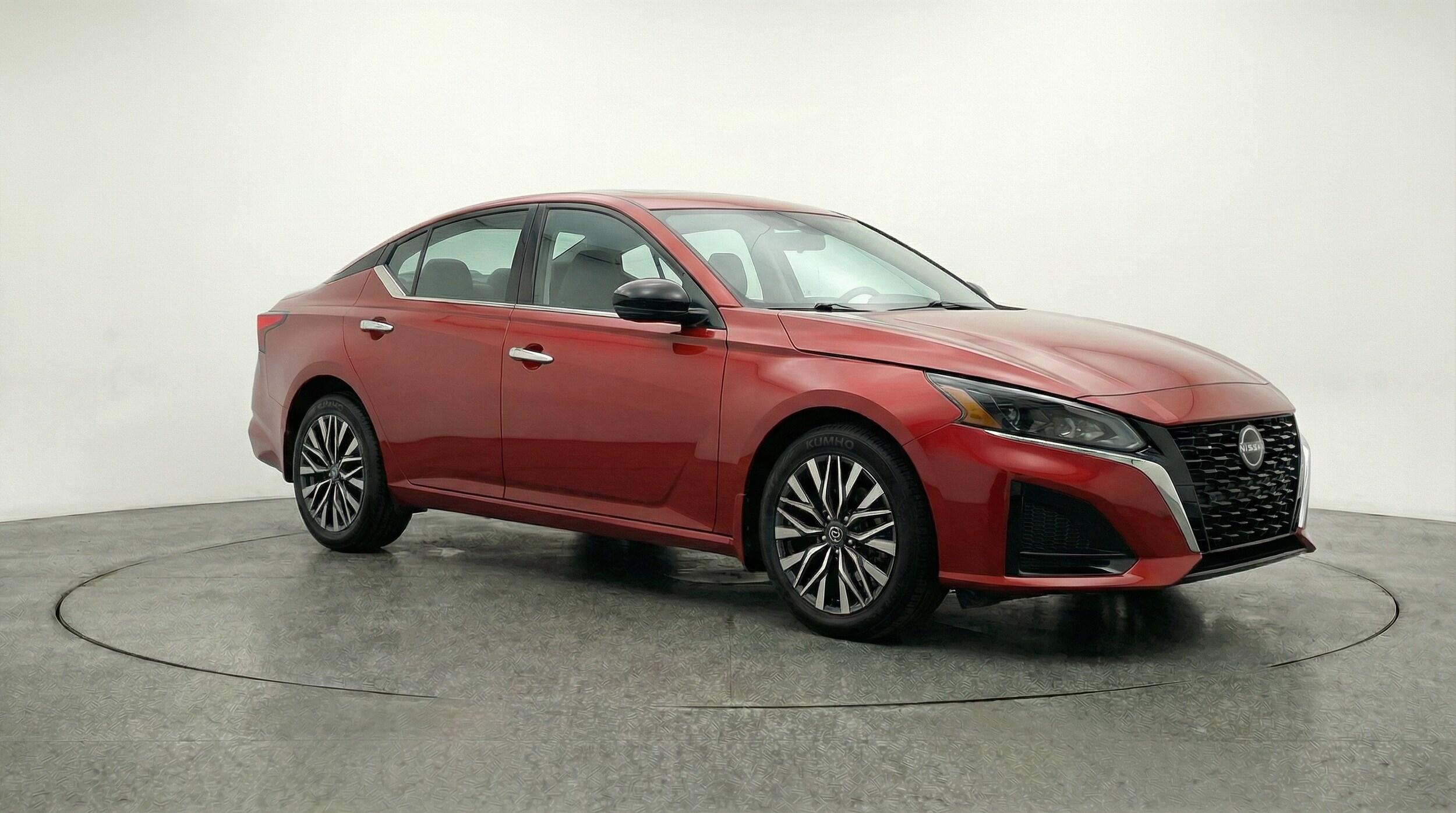 Thumbnail: 2025 Nissan Altima - 1