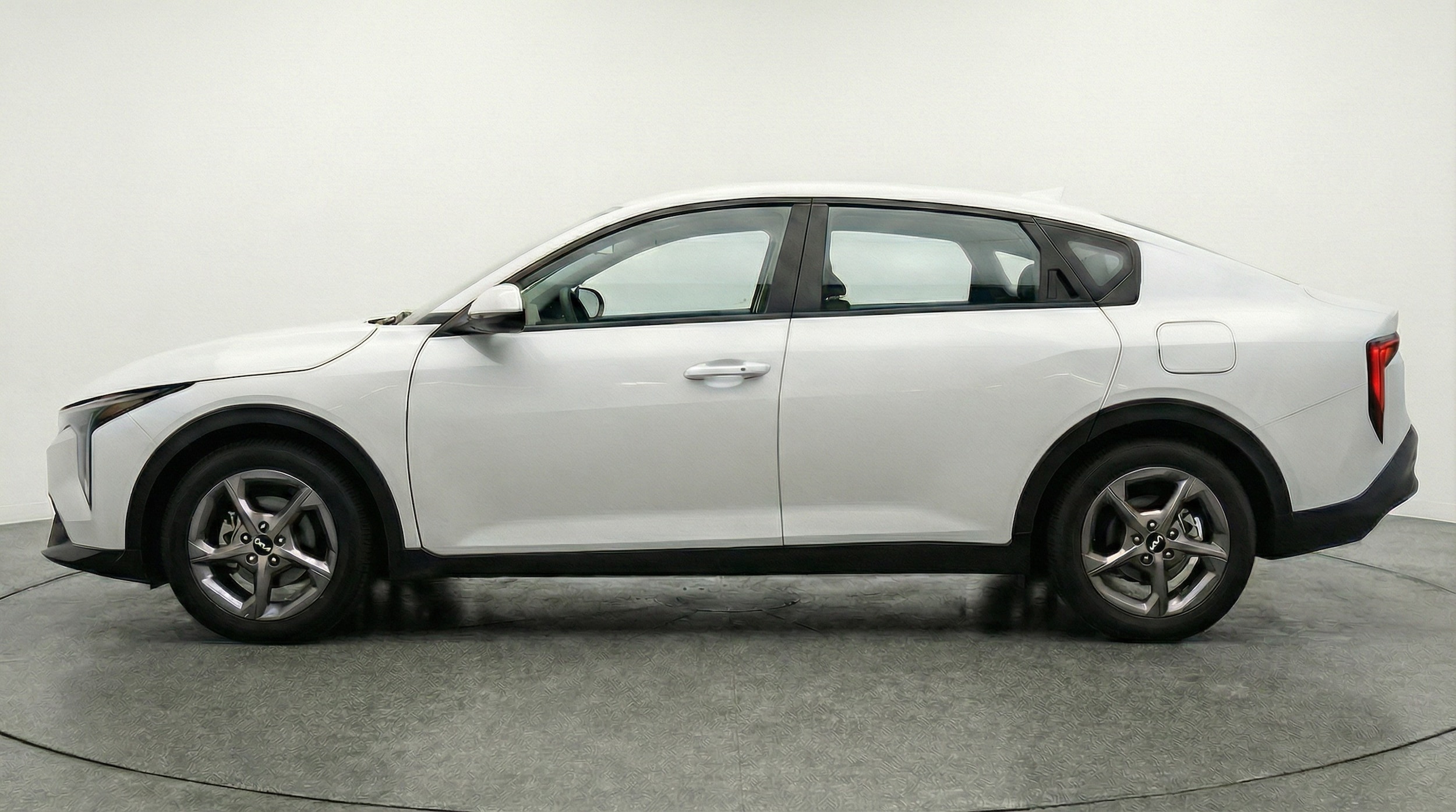 Thumbnail: 2025 Kia K4 - 4