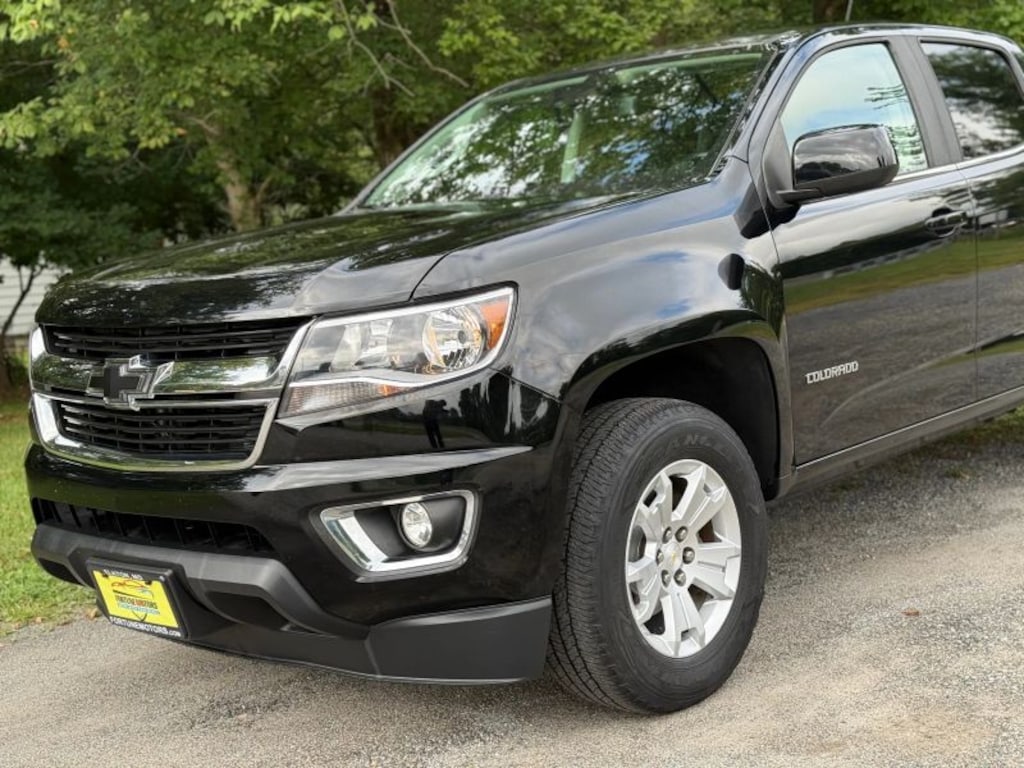 Used 2018 Chevrolet Colorado Crew Cab LT Pickup 4D 6 ft Truck Crew Cab