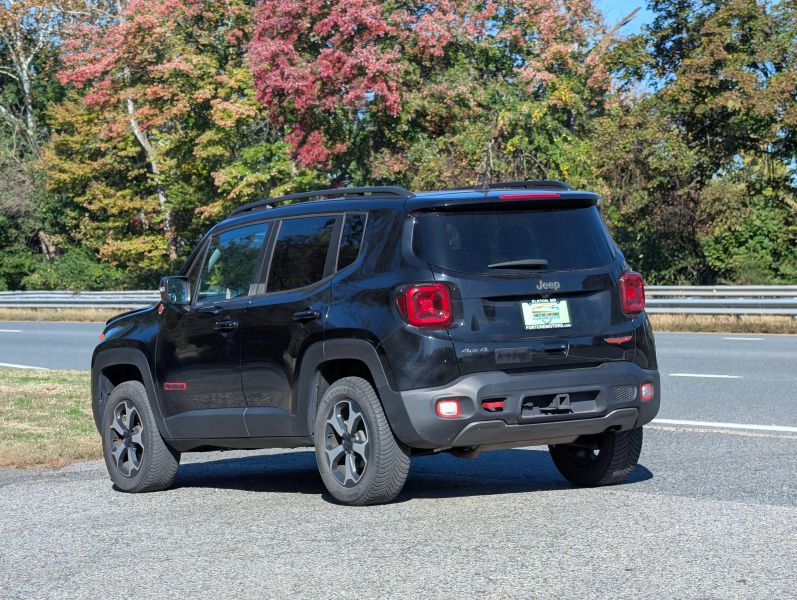 Used 2019 Jeep Renegade Trailhawk Sport Utility 4D SUV