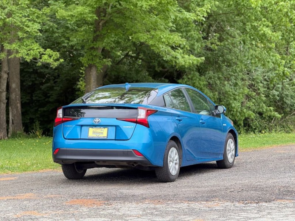 Used 2019 Toyota Prius LE Hatchback 4D Hatchback