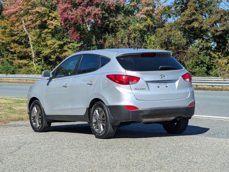 Used 2015 Hyundai Tucson GLS Sport Utility 4D SUV