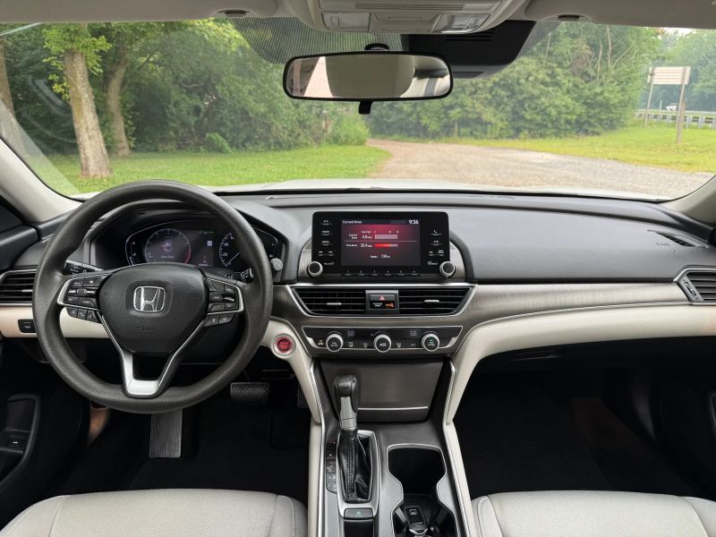 2020 Honda Accord LX - Photo 18