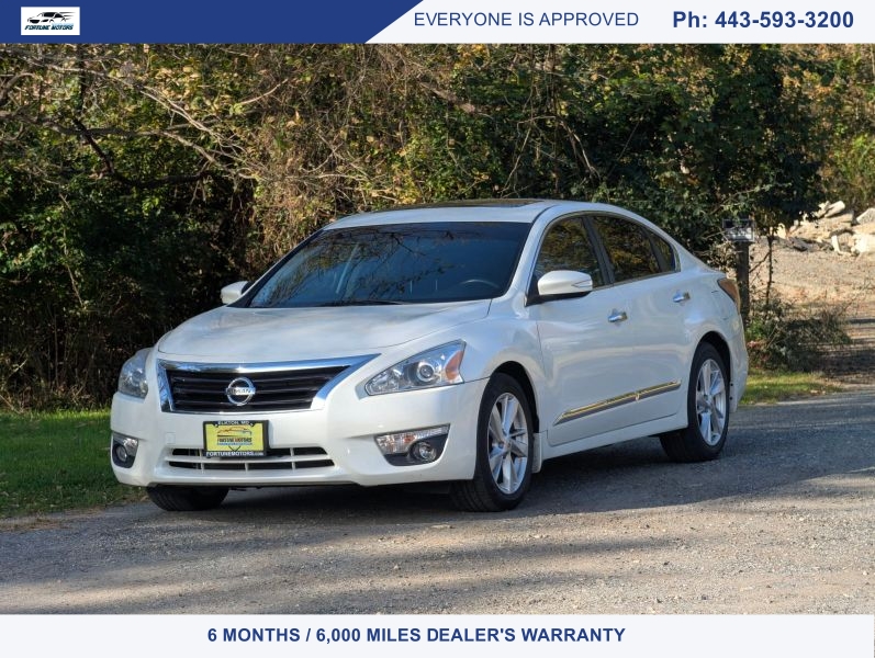 Used 2015 Nissan Altima 2.5 SV Sedan 4D Sedan