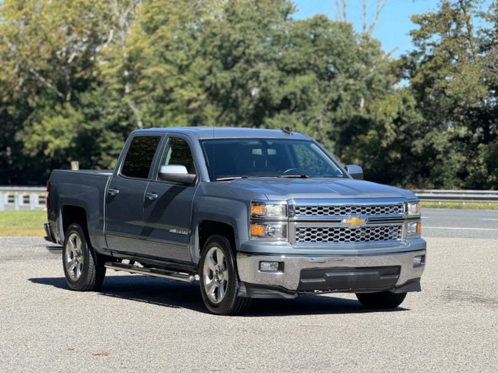 Used 2015 Chevrolet Silverado 1500 Crew Cab LT Pickup 4D 5 3/4 ft Truck Crew Cab