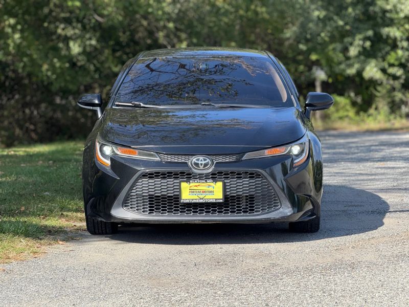 2020 Toyota Corolla LE photo 2