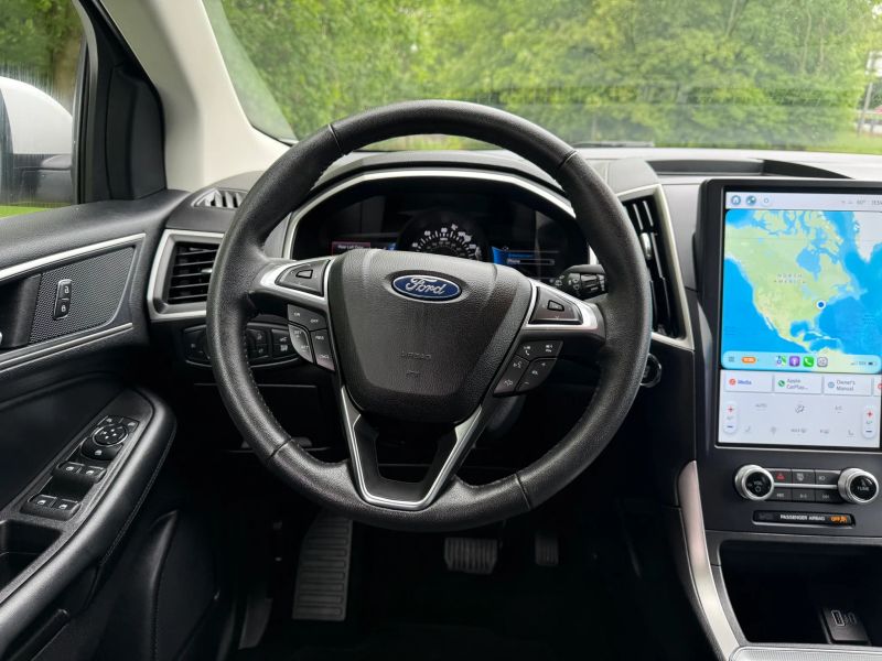 2021 Ford Edge SEL - Photo 12