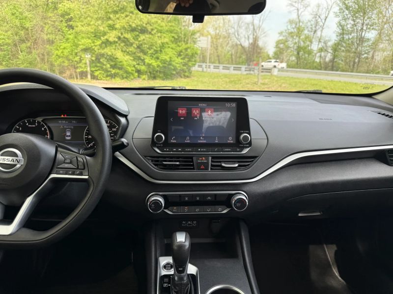 2022 Nissan Altima SV - Photo 14