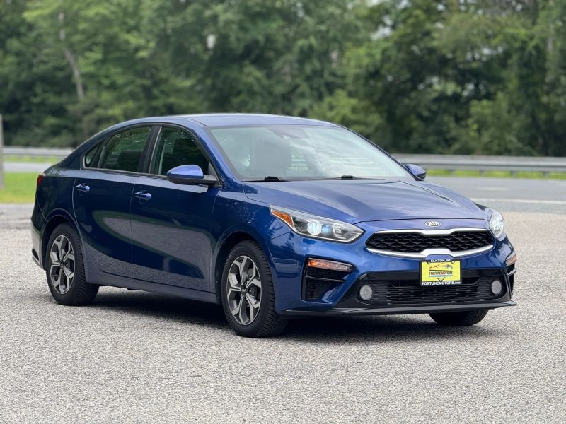 2019 Kia Forte LXS photo 3
