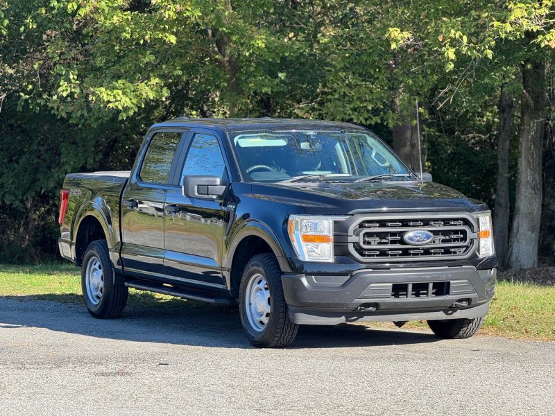 2021 Ford F-150 XL photo 3