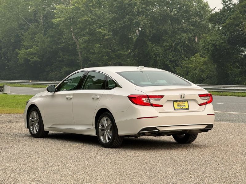 2020 Honda Accord LX - Photo 7