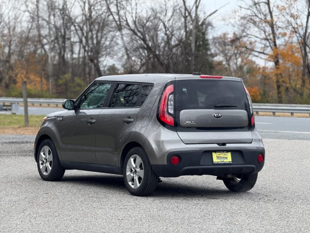 Used 2018 Kia Soul Wagon 4D Hatchback