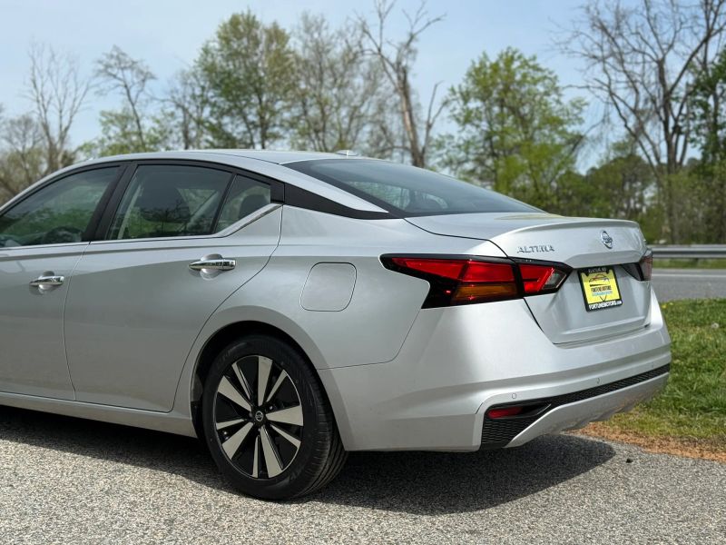 2022 Nissan Altima SV - Photo 25